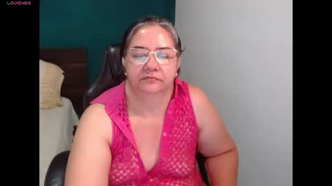 scarlett online show from August 7, 10:59 am