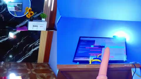 scarlett_hell online show from August 7, 11:49 pm