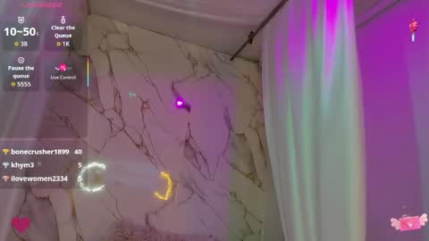 scarlett_rush08 online show from May 1, 7:18 pm