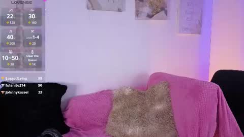 Scarlett   online show from August 2, 8:27 pm