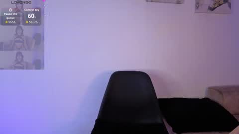 Scarlett   online show from August 8, 5:13 pm