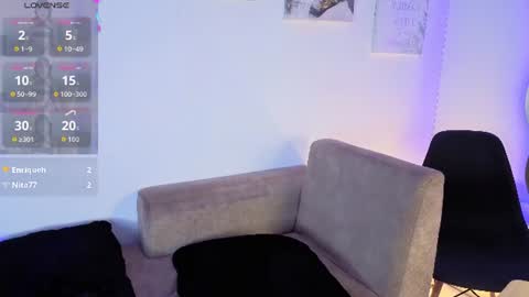 Scarlett   online show from August 12, 6:32 pm
