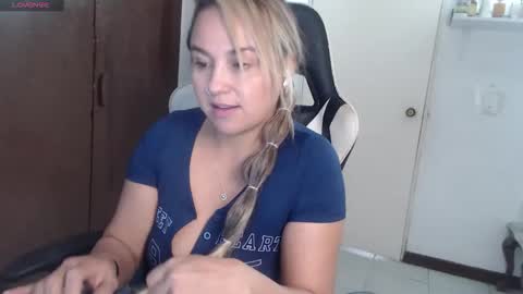 Scarlett online show from May 20, 5:25 pm