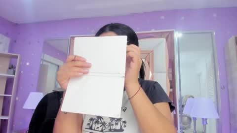 Scarlette  online show from August 18, 3:23 am