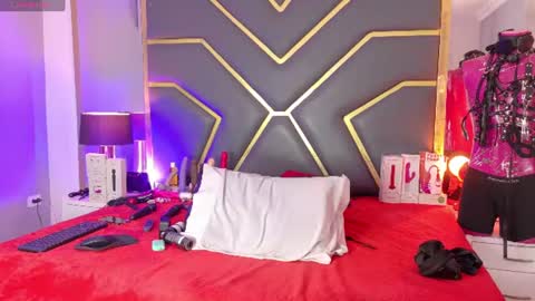 Scarlett Hot online show from August 9, 12:28 pm