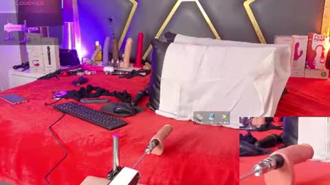 Scarlett Hot online show from August 9, 1:34 pm