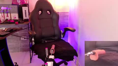 Scarlett Hot online show from August 13, 4:54 pm