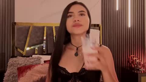 scarlettorres online show from August 9, 8:43 pm