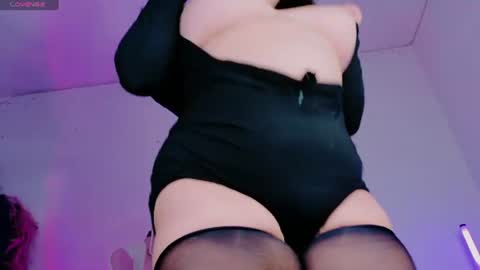 chloe online show from June 21, 4:35 am