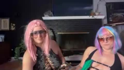 scarlettrevolver online show from August 17, 4:28 am