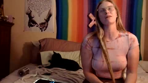 scarlett rose online show from August 3, 3:30 pm