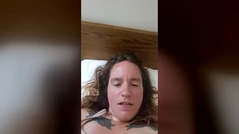 scarytales27 online show from August 14, 9:46 am