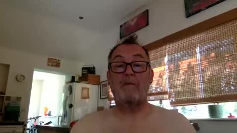 scbiggersballs online show from July 15, 8:37 am