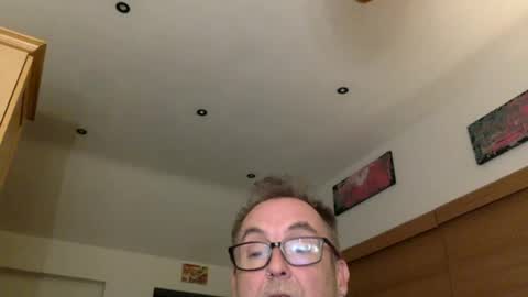 scbiggersballs online show from August 3, 12:17 am