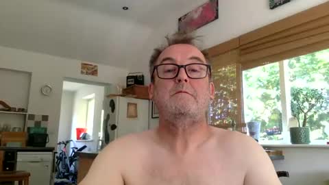 scbiggersballs online show from August 11, 12:18 pm
