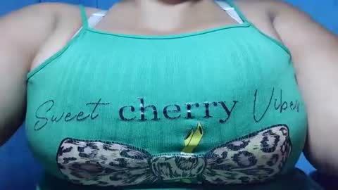 schoco milf online show from August 7, 7:14 pm