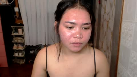 school_babe19 online show from August 6, 4:22 am