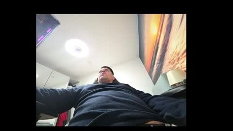 schosch01 online show from April 7, 9:46 pm