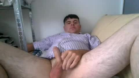 schosch01 online show from August 14, 12:31 pm