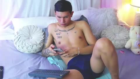 scook_gray online show from July 22, 9:33 am