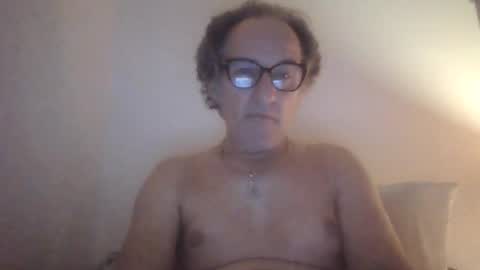 scotchwhieskie online show from July 28, 10:38 pm