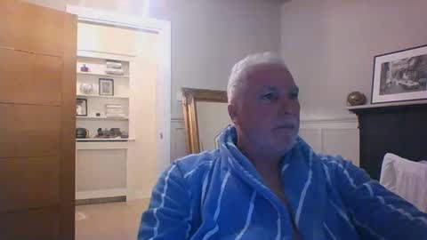 scoti55 online show from April 17, 10:58 pm