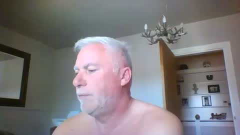 scoti55 online show from April 30, 1:14 pm
