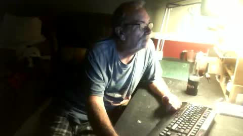 scotsman_62 online show from May 9, 6:38 am