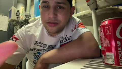 scott_zack online show from August 11, 3:47 pm