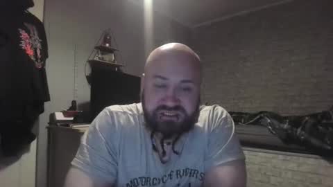 Richard James online show from April 25, 1:22 am