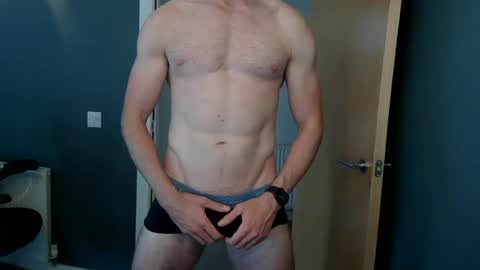 scottish_dan_gay online show from August 18, 12:22 pm