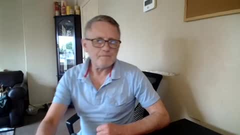 James online show from July 25, 9:13 am