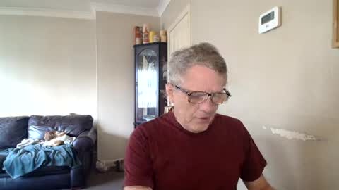 James online show from August 15, 5:28 pm