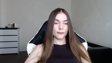 scratc_h online show from August 7, 2:39 pm
