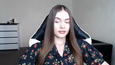 scratc_h online show from August 15, 3:49 pm