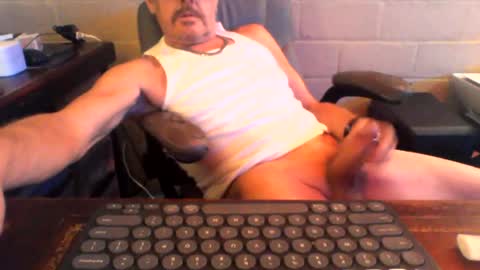 eating pussy  sucking dick online show from July 2, 8:26 am