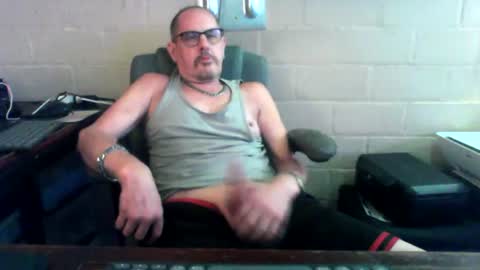 eating pussy  sucking dick online show from July 27, 8:14 pm