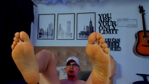 Sean Carrera online show from August 11, 10:23 pm