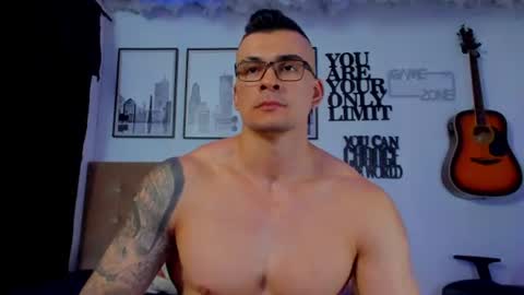 Sean Carrera online show from August 13, 10:02 pm