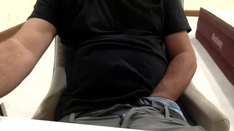 dick online show from April 19, 8:13 am