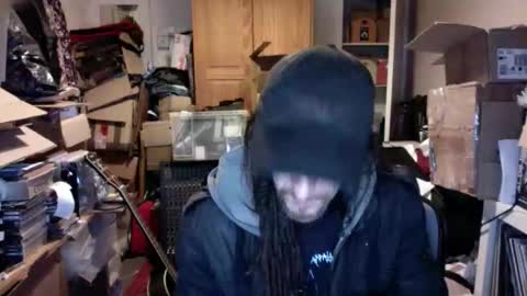 seasidesteve71 online show from March 26, 2:27 am