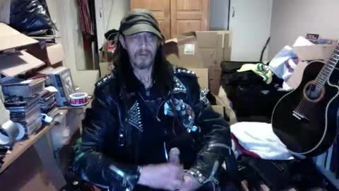 seasidesteve71 online show from April 19, 3:16 am