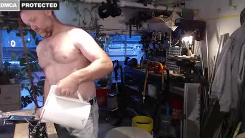 Seattlemanwhore online show from August 11, 1:57 pm