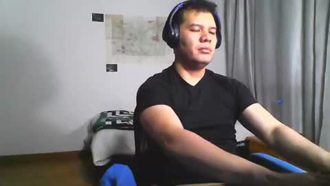 seb5759 online show from June 17, 11:15 pm
