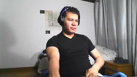 seb5759 online show from June 18, 6:24 am