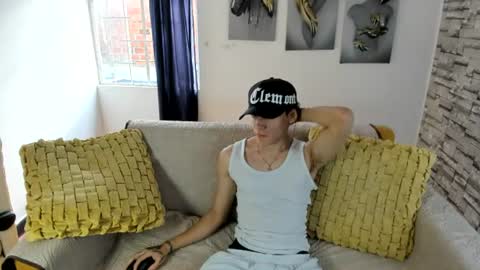 sebas jusa online show from July 15, 12:39 pm