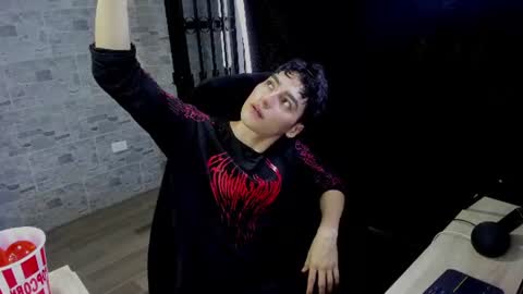 sebas_rosse online show from July 12, 9:43 pm