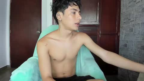 sebas_rosse online show from August 6, 12:15 pm