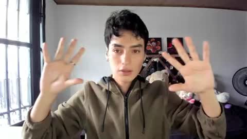sebas_rosse online show from August 17, 12:43 pm
