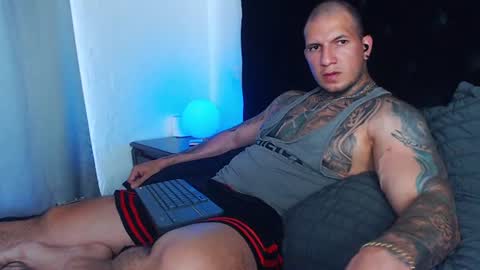 Sebastian online show from July 28, 8:15 pm